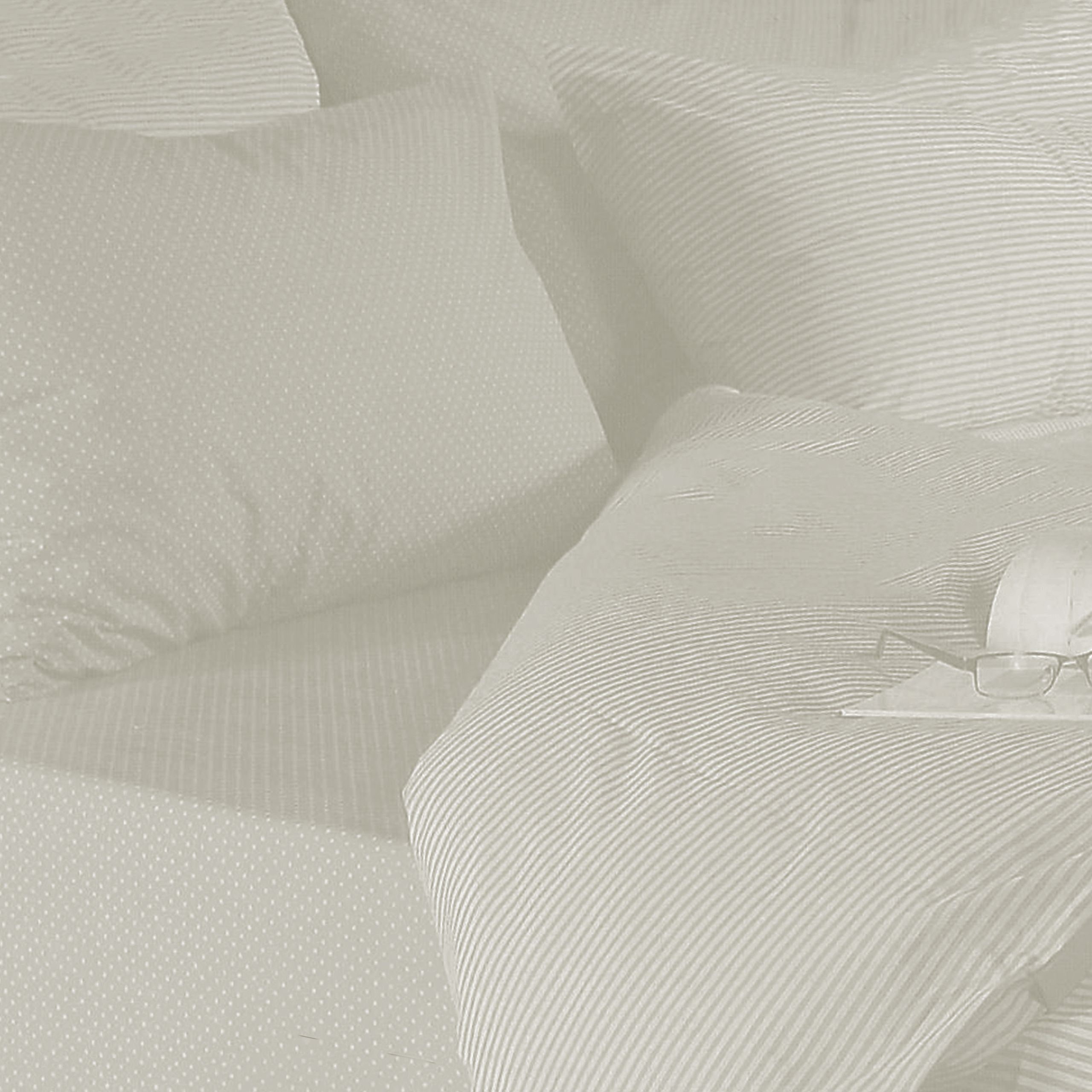 Cannon Bed Set Ivory Sleep Comfort