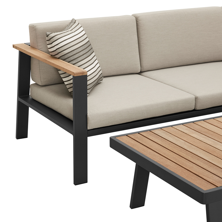 NOFITAUPESOFA5